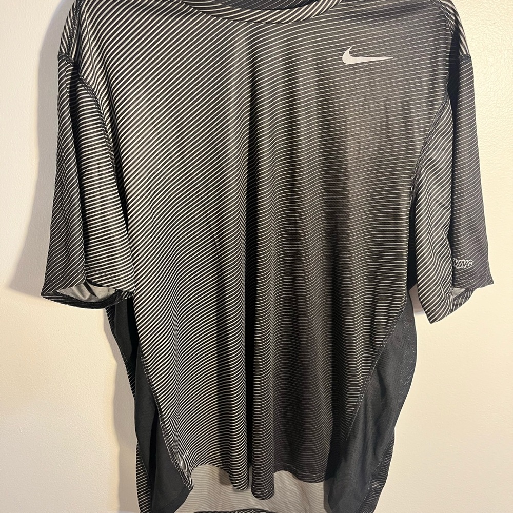 Nike Running Men's Black Striped Shirt